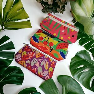 Lot of 3 Collectible Donald X Clinique Zippered Cosmetic Pouch Bags Flower Heart